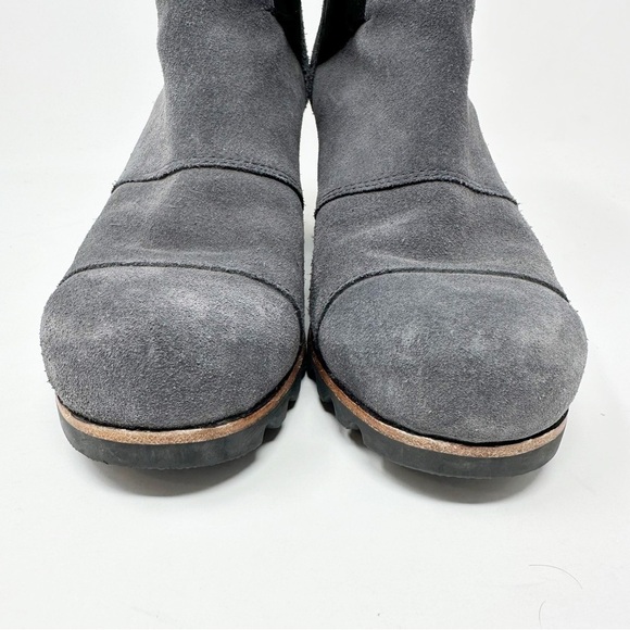 Sorel Addington Chelsea Ankle Boots - Picture 2 of 8